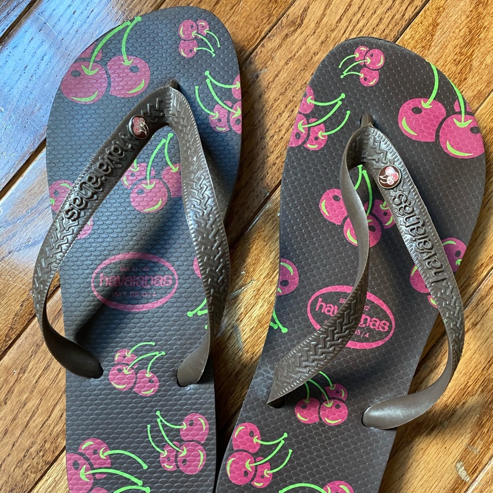 Havianas flip flops